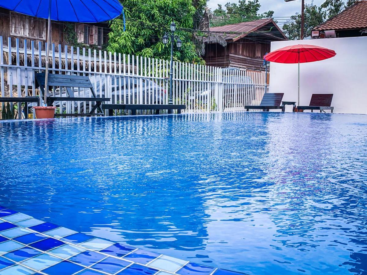 Bountang Mountain View Riverside Hotel Ванг-В'єнг Екстер'єр фото