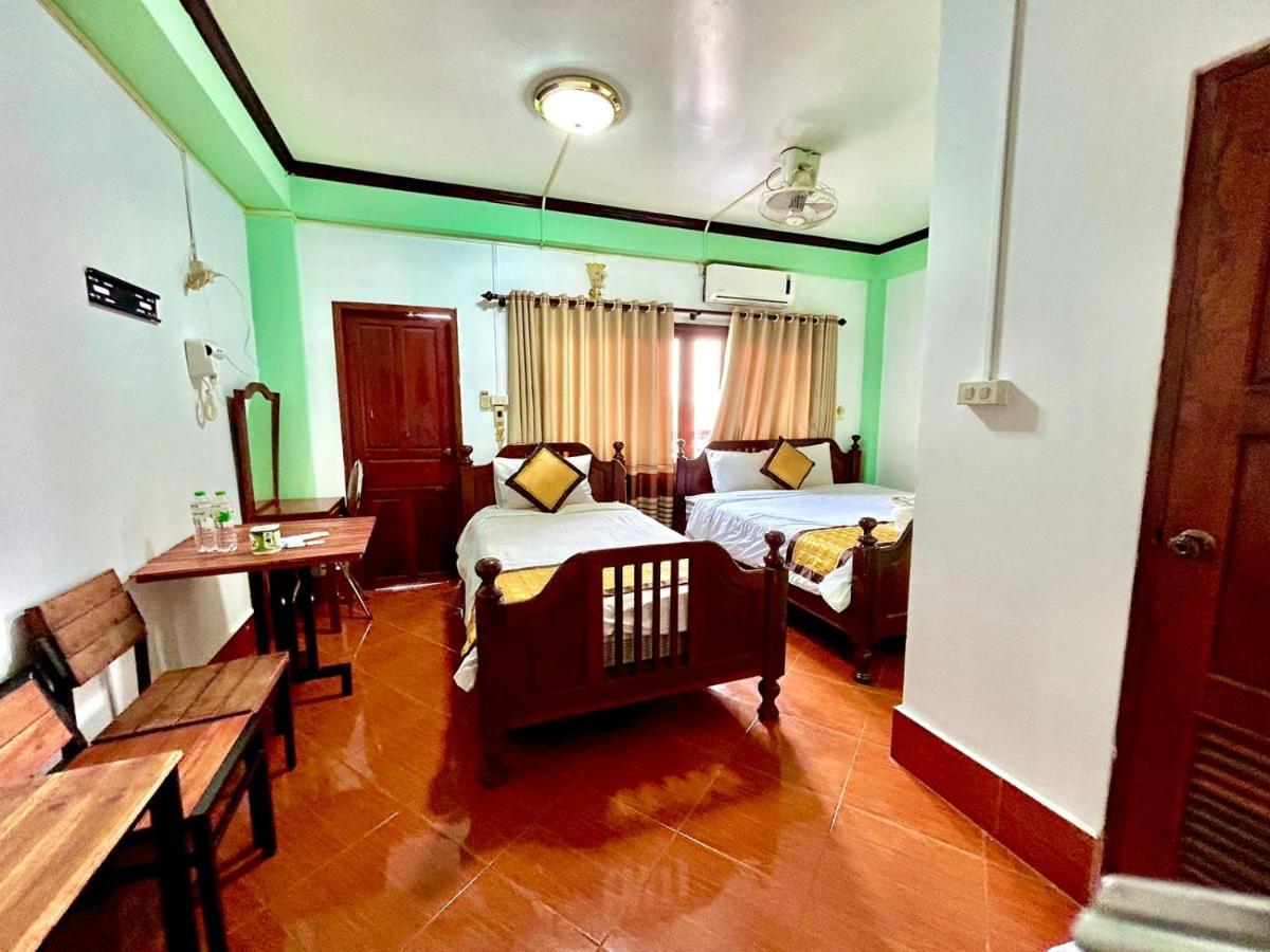 Bountang Mountain View Riverside Hotel Ванг-В'єнг Екстер'єр фото